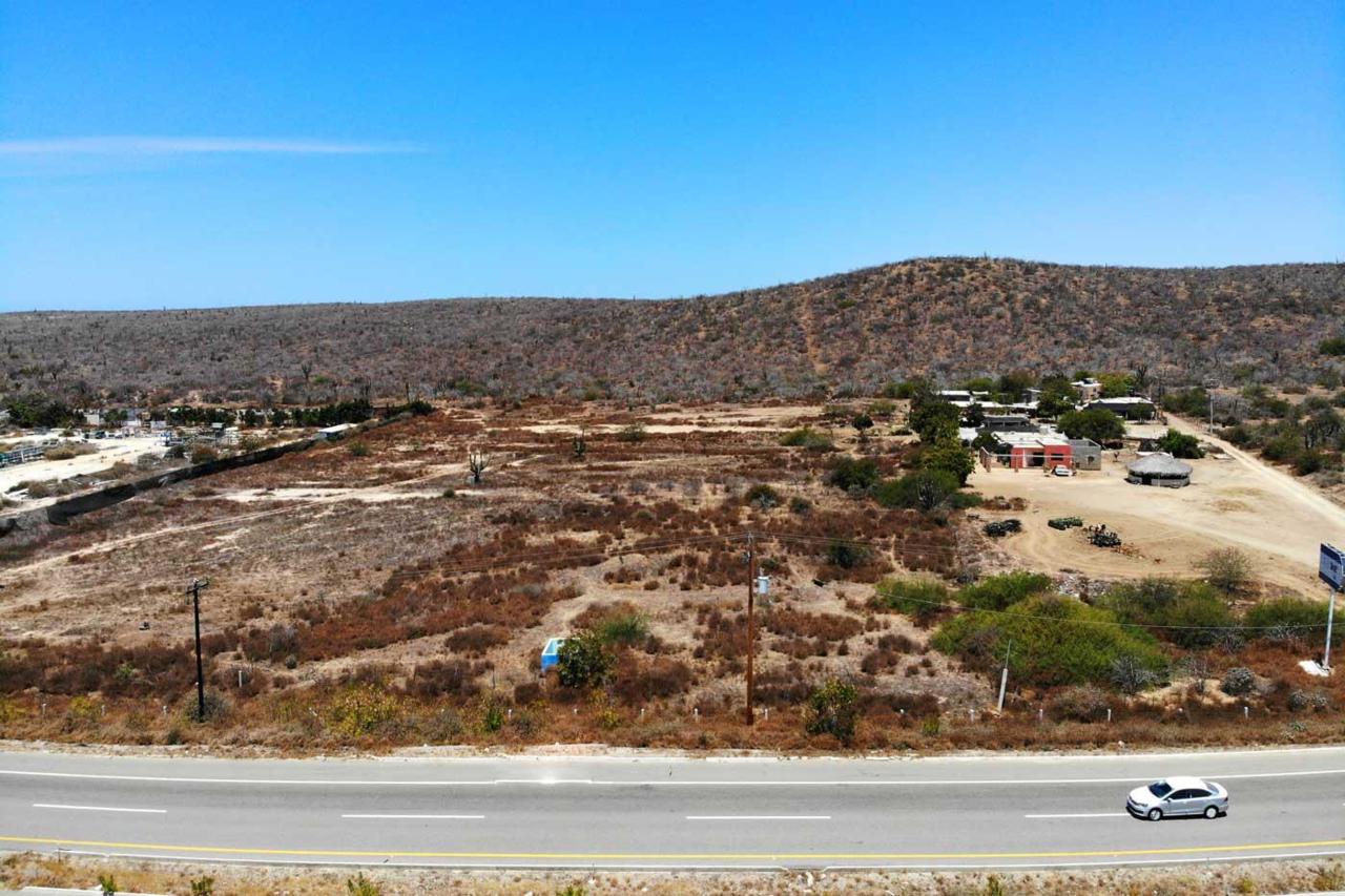 Highway - Photo 1