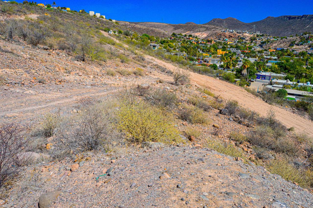 Colinas Del Sol - Photo 1