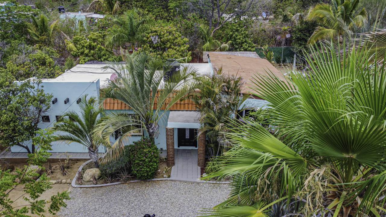 Casa Oasis - Photo 1