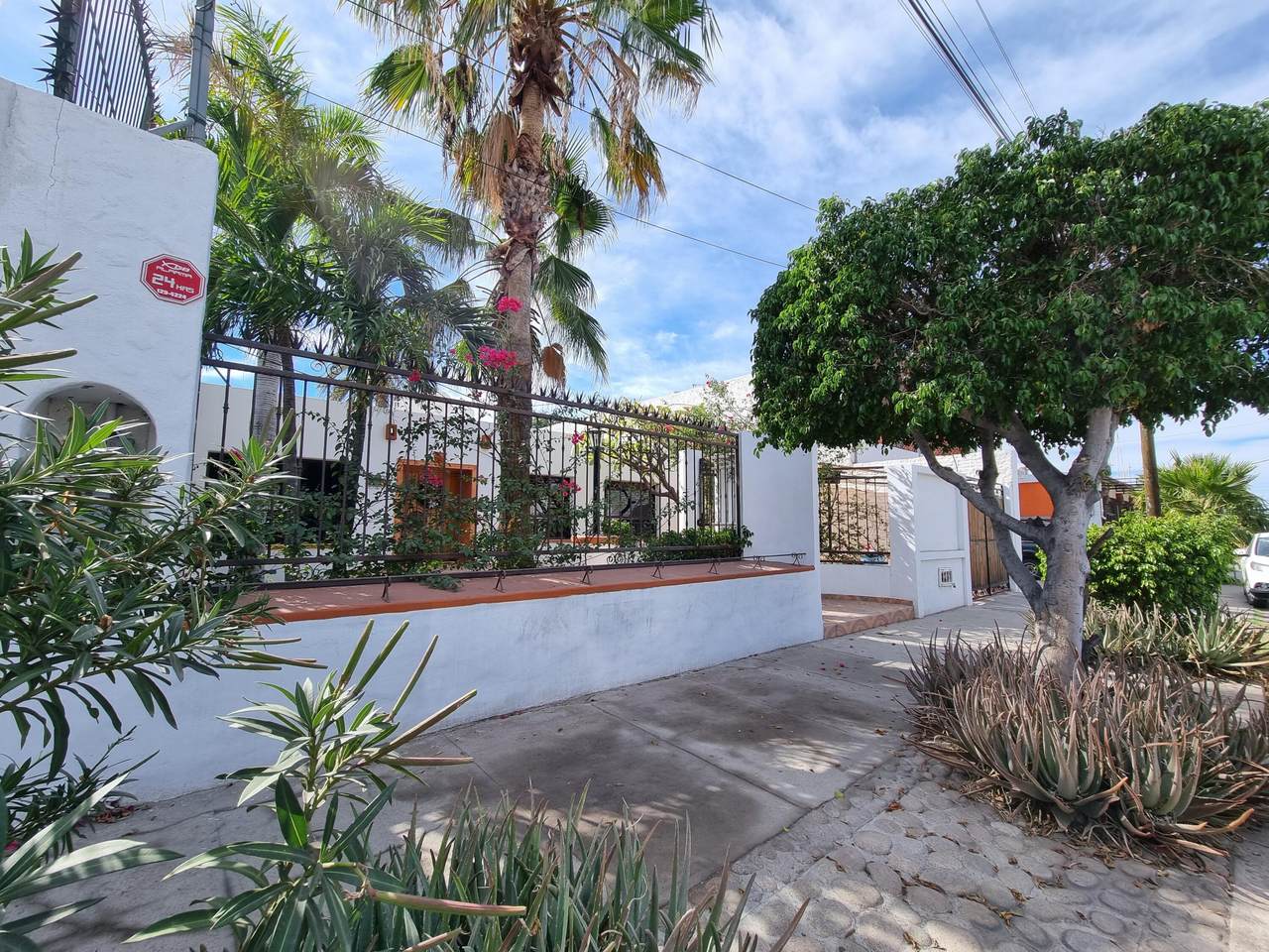 545 Allende - Photo 1