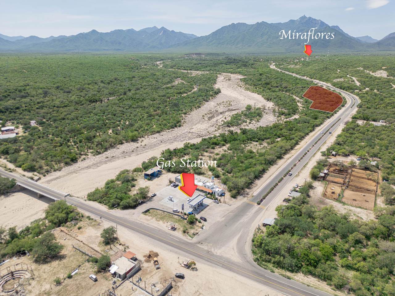  Camino A Miraflores - Photo 1