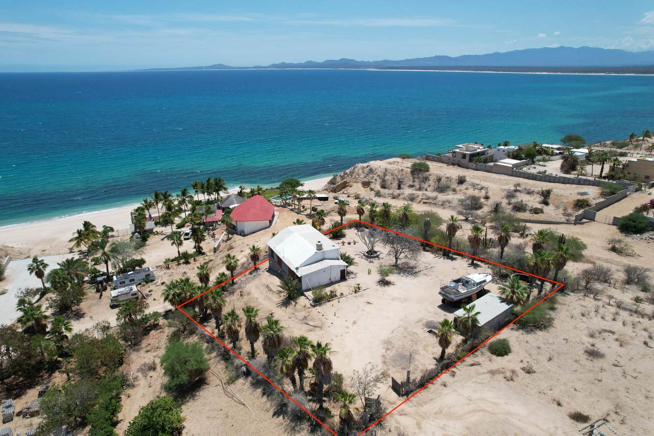  Address Not Published - Photo 1