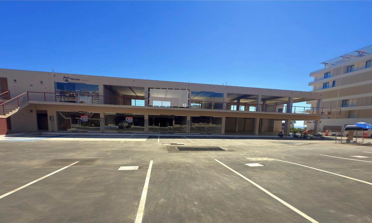  Address Not Published - Photo 1