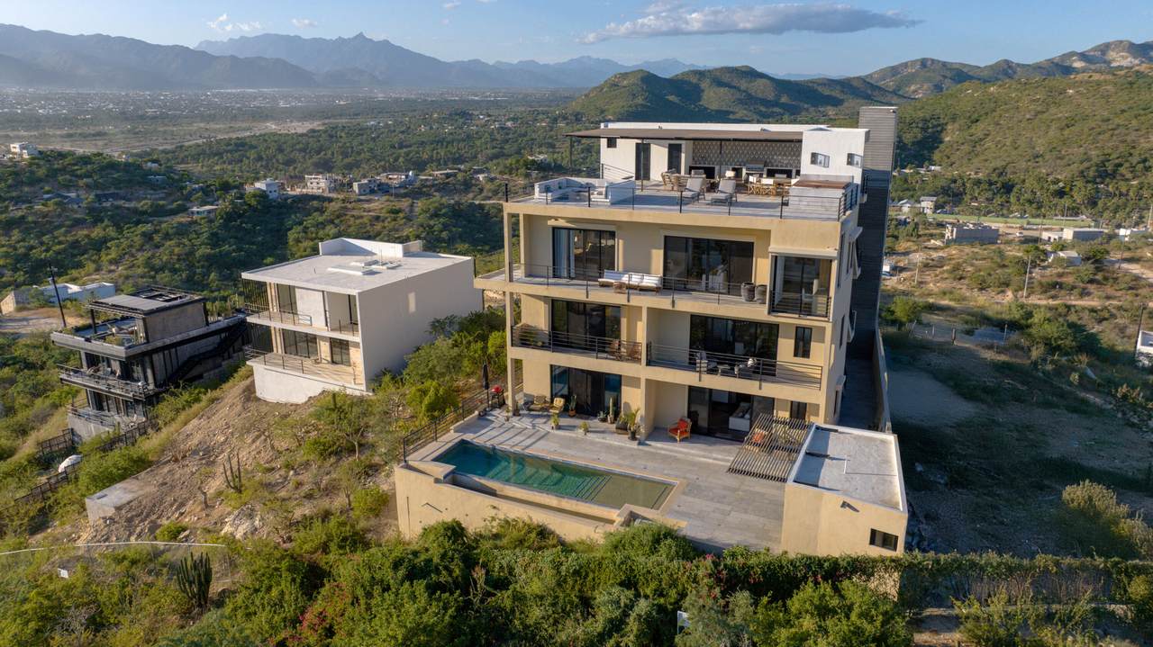 L4 Calle 13 - Photo 1