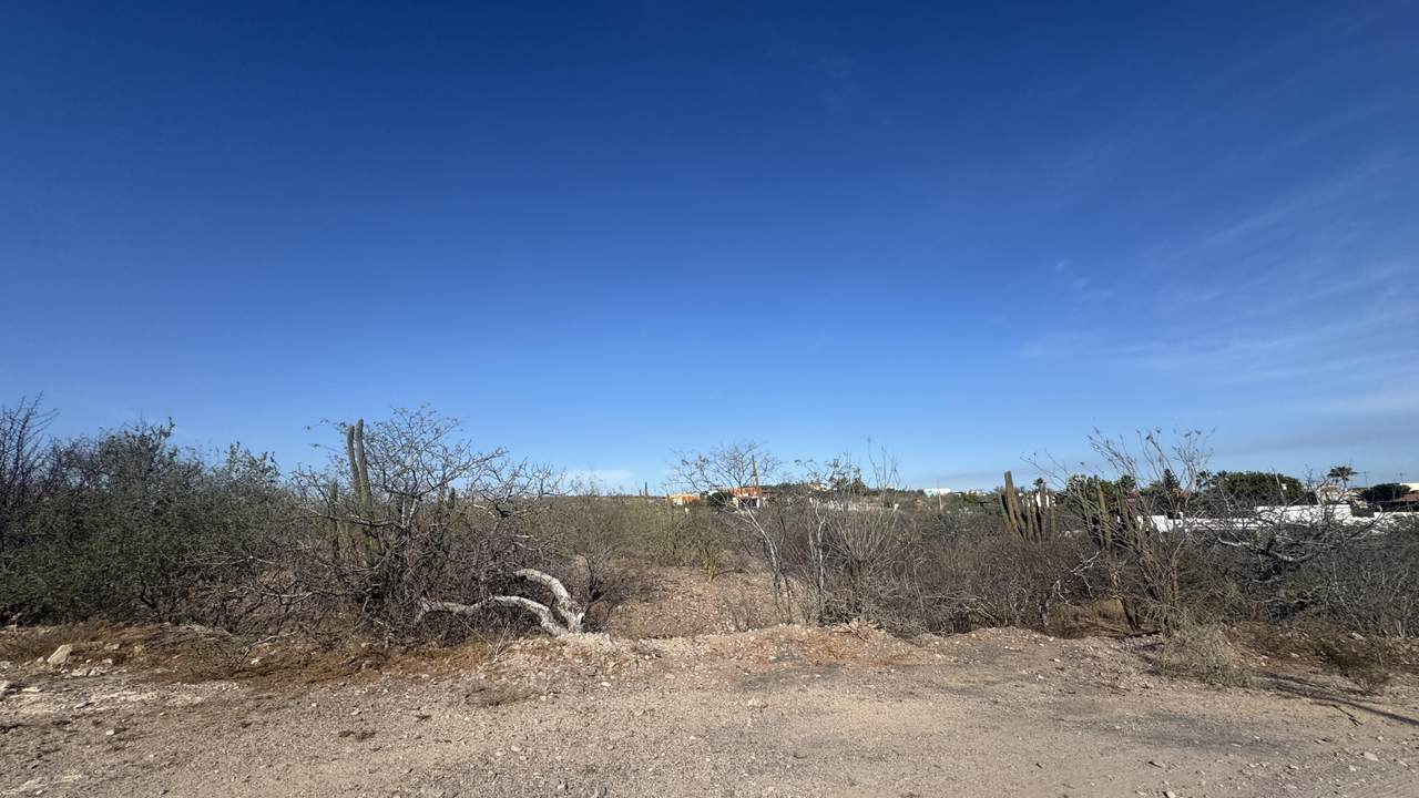  Calle 11 - Photo 1