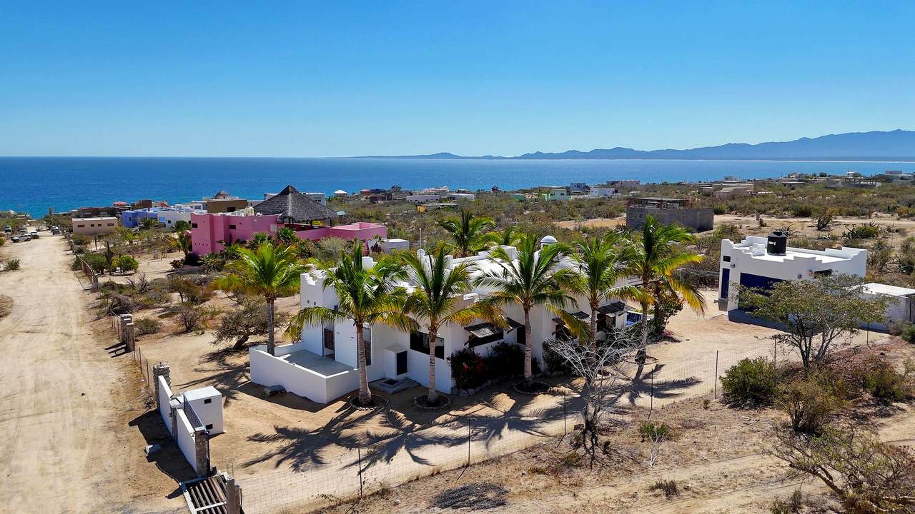  Calle Calamar - Photo 1