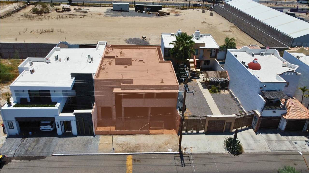 136 Los Delfines Ave - Photo 1