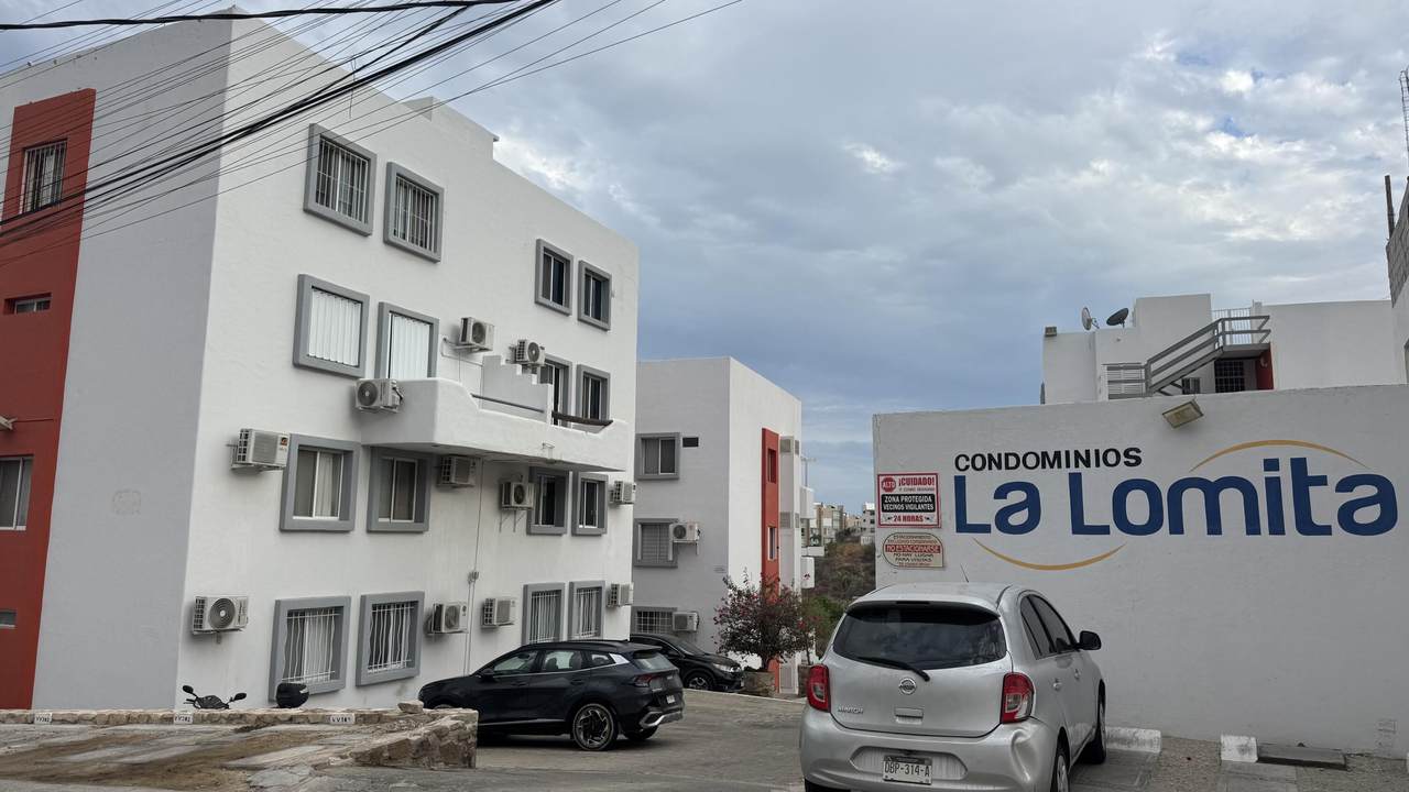  Edificio Villa Victoria - Photo 1