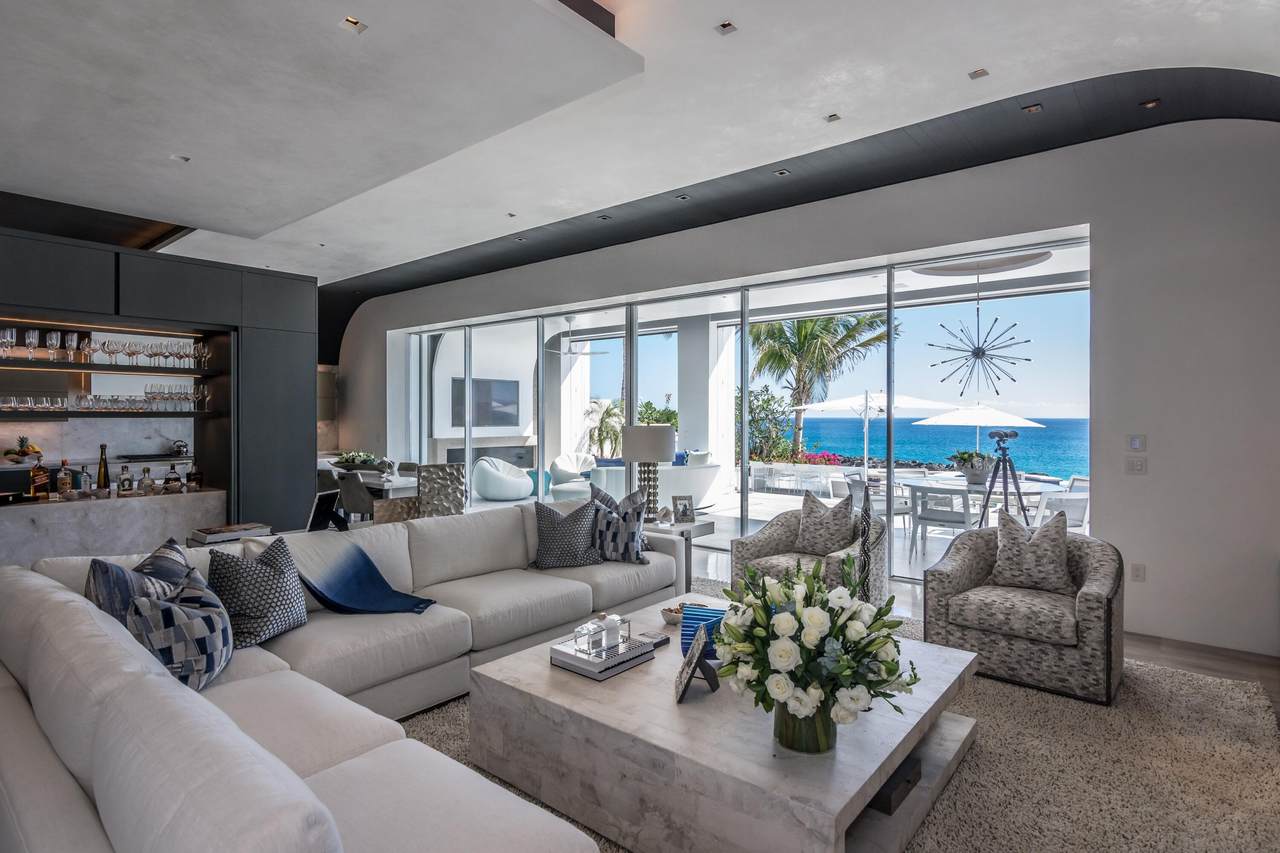  Address Not Published - Photo 1