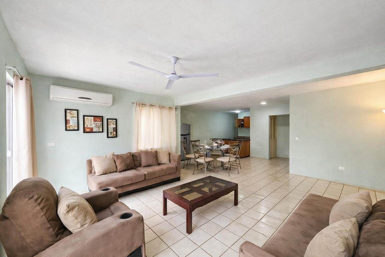 900 Blvd. Lazaro Cardenas - Photo 1