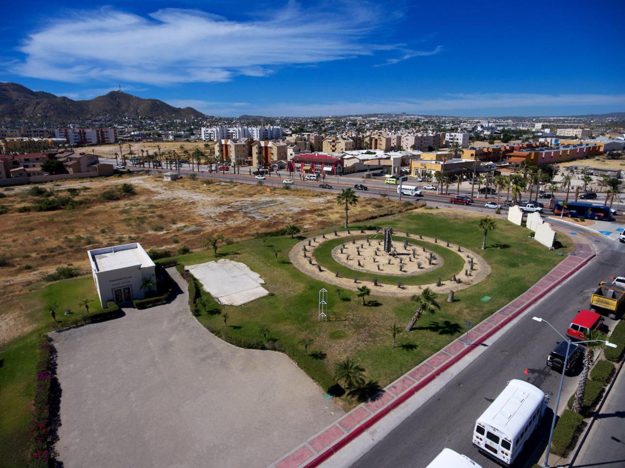 Constituyentes Blvd & Lazaro C - Photo 1