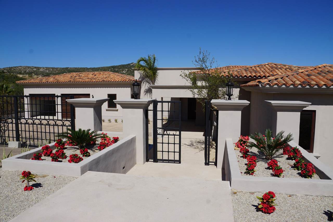 69 El Altillo - Photo 1