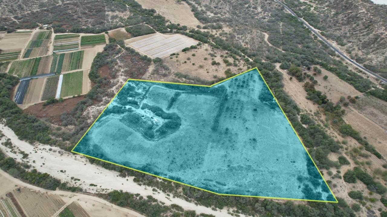  Address Not Published - Photo 1