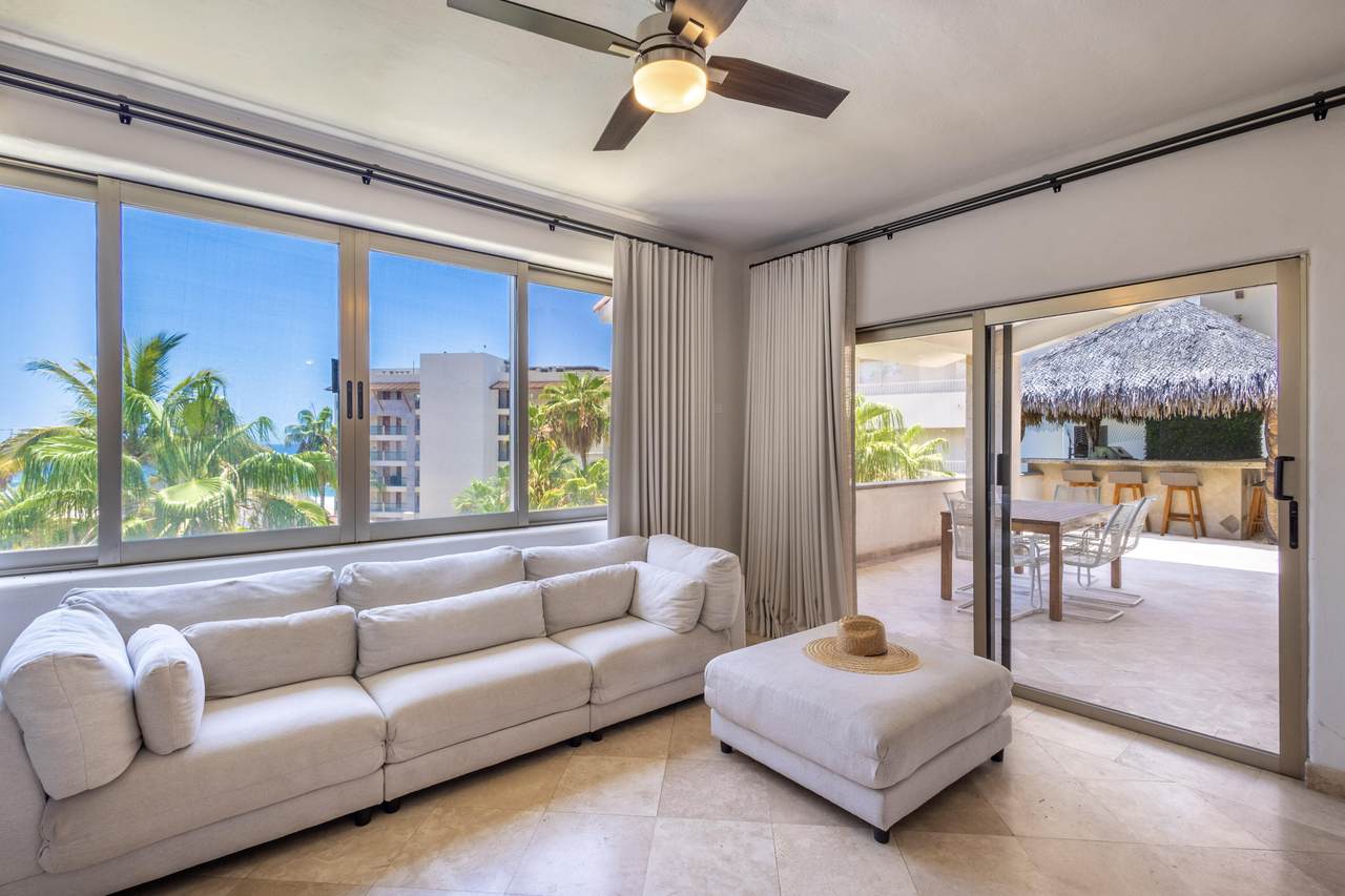  Address Not Published - Photo 1