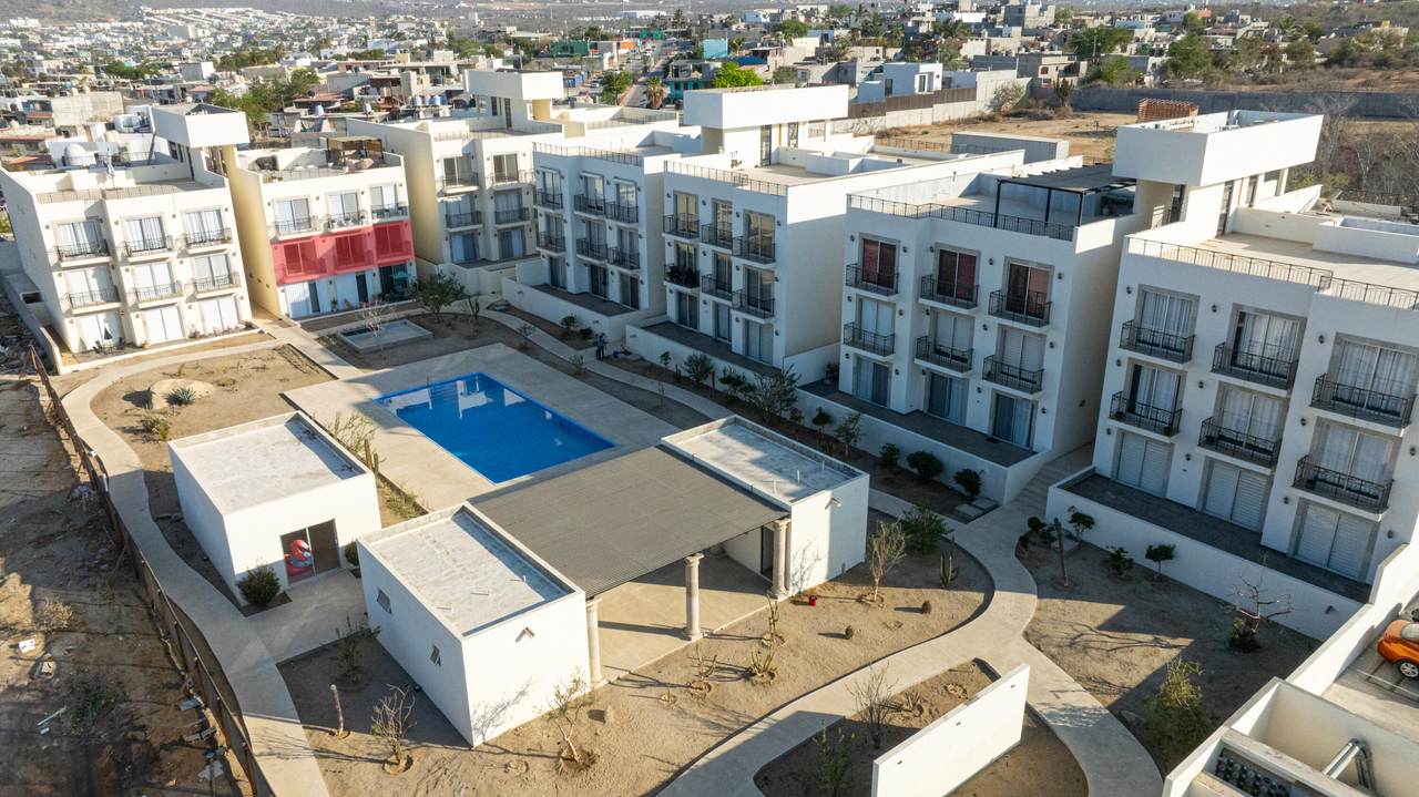 2600 Jacarandas - Photo 1