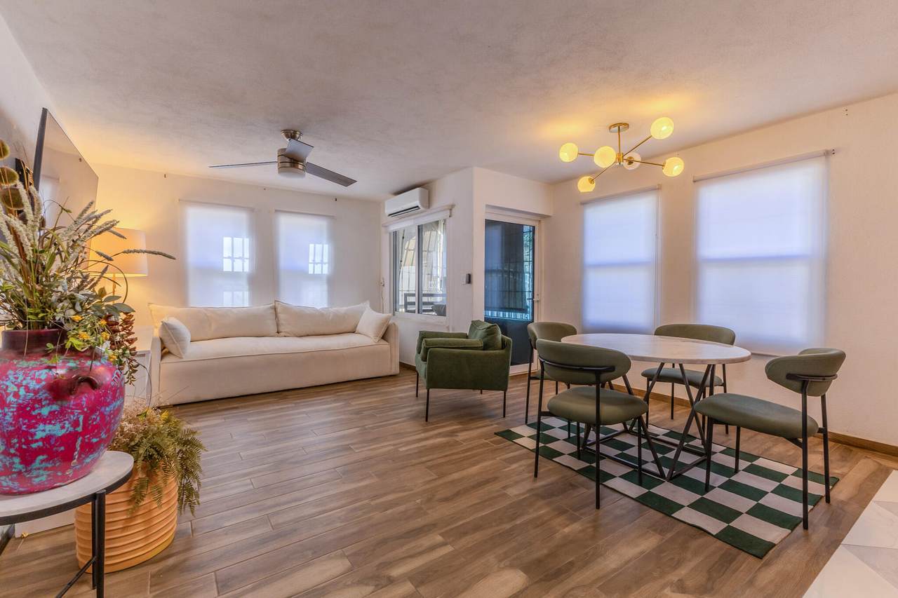  Miguel Angel Herrera - Photo 1