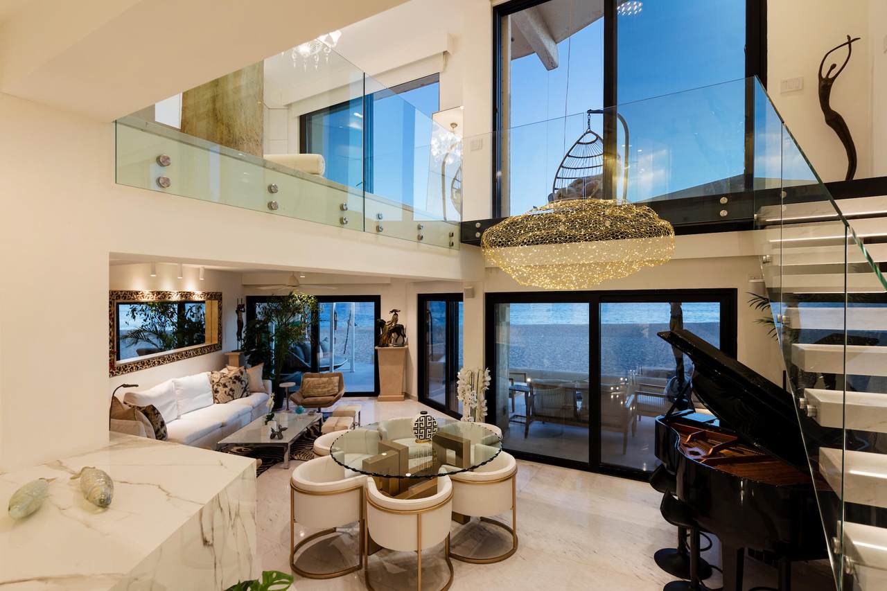  Address Not Published - Photo 1