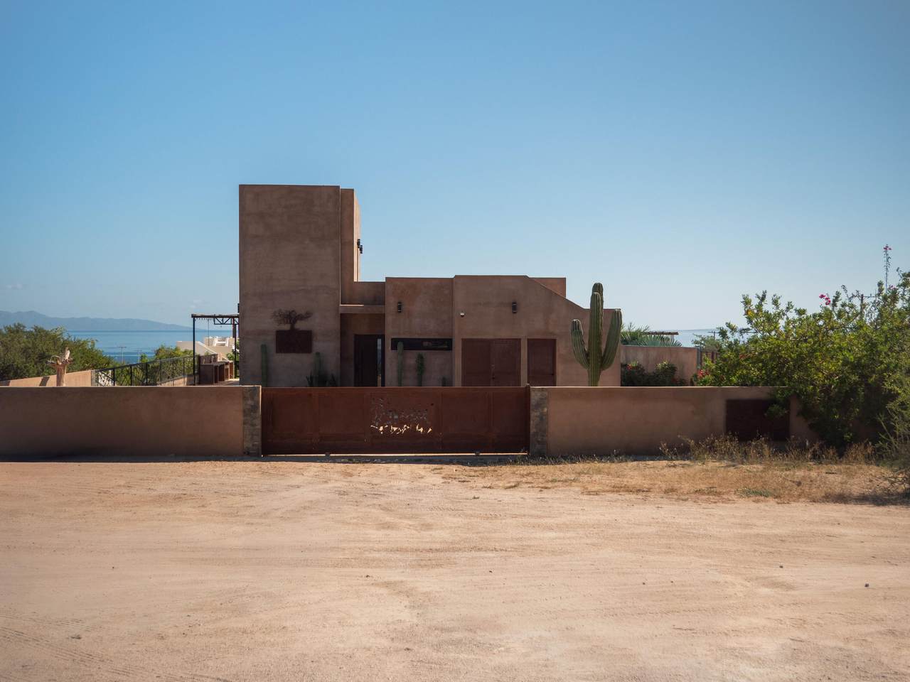  Calle Sin Nombre - Photo 1