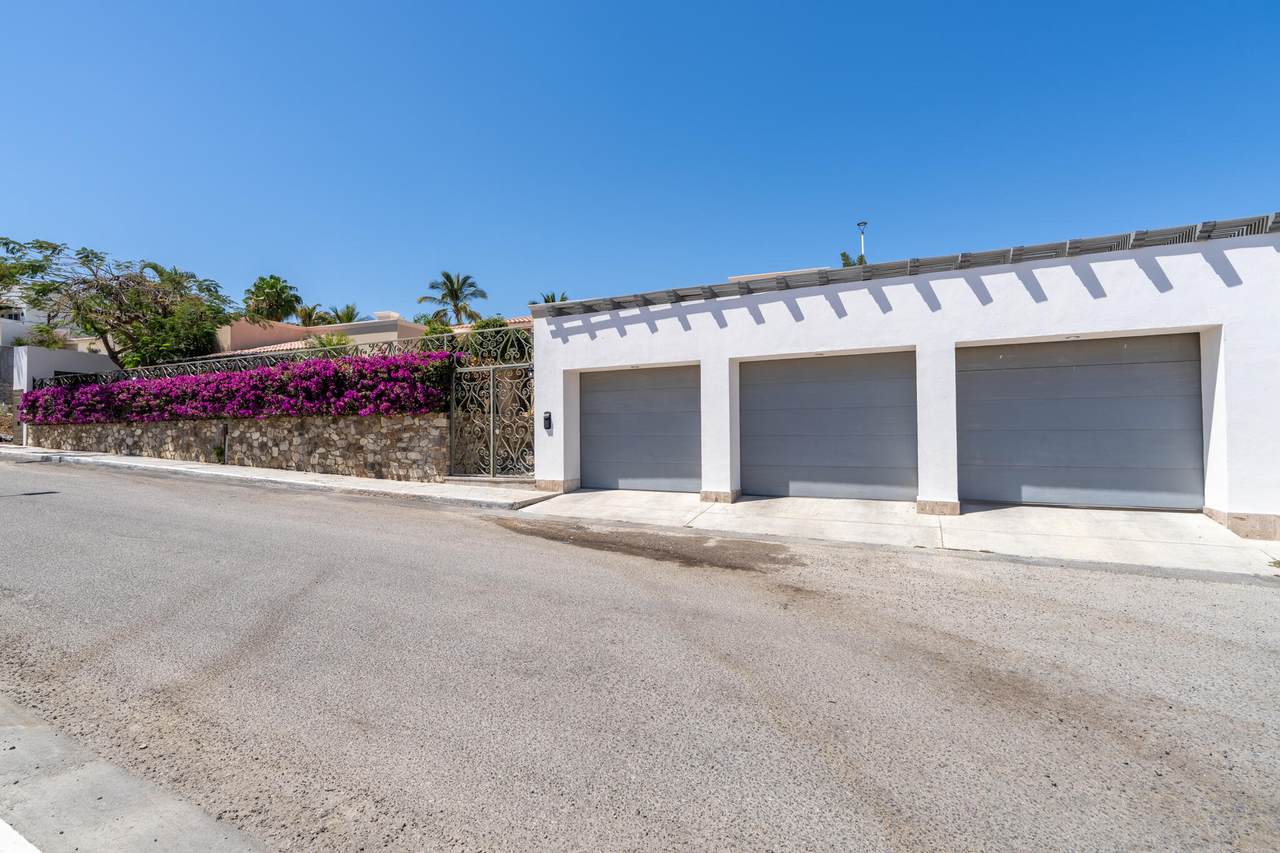 9 Faro Viejo - Photo 1