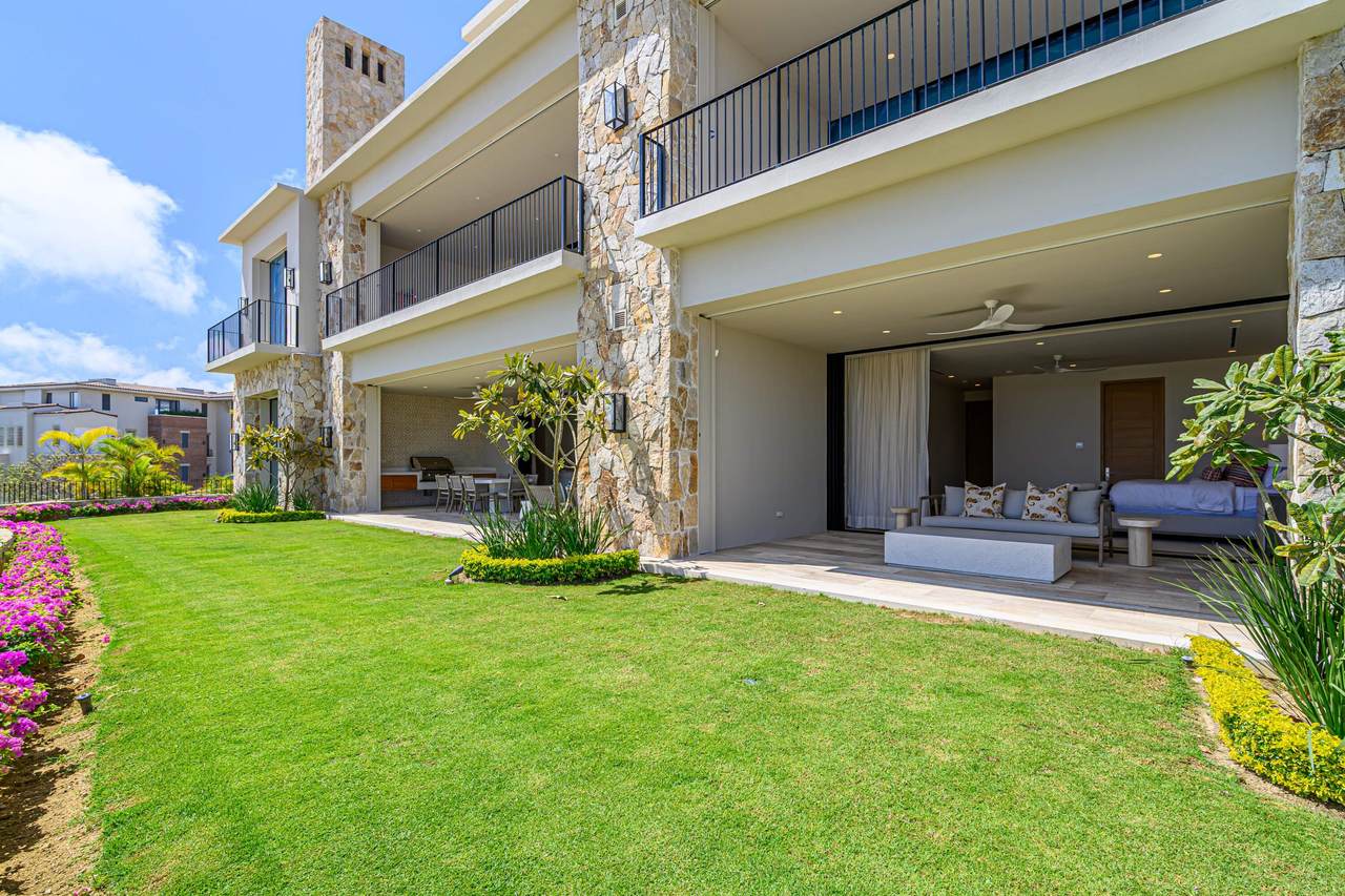 C-102 Verandas - Photo 1
