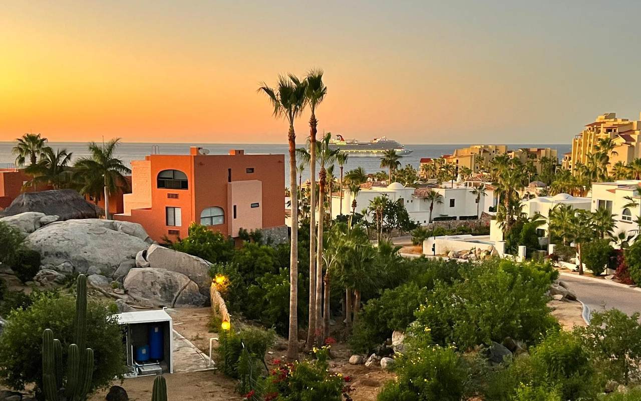  Cabo Bello - Photo 1