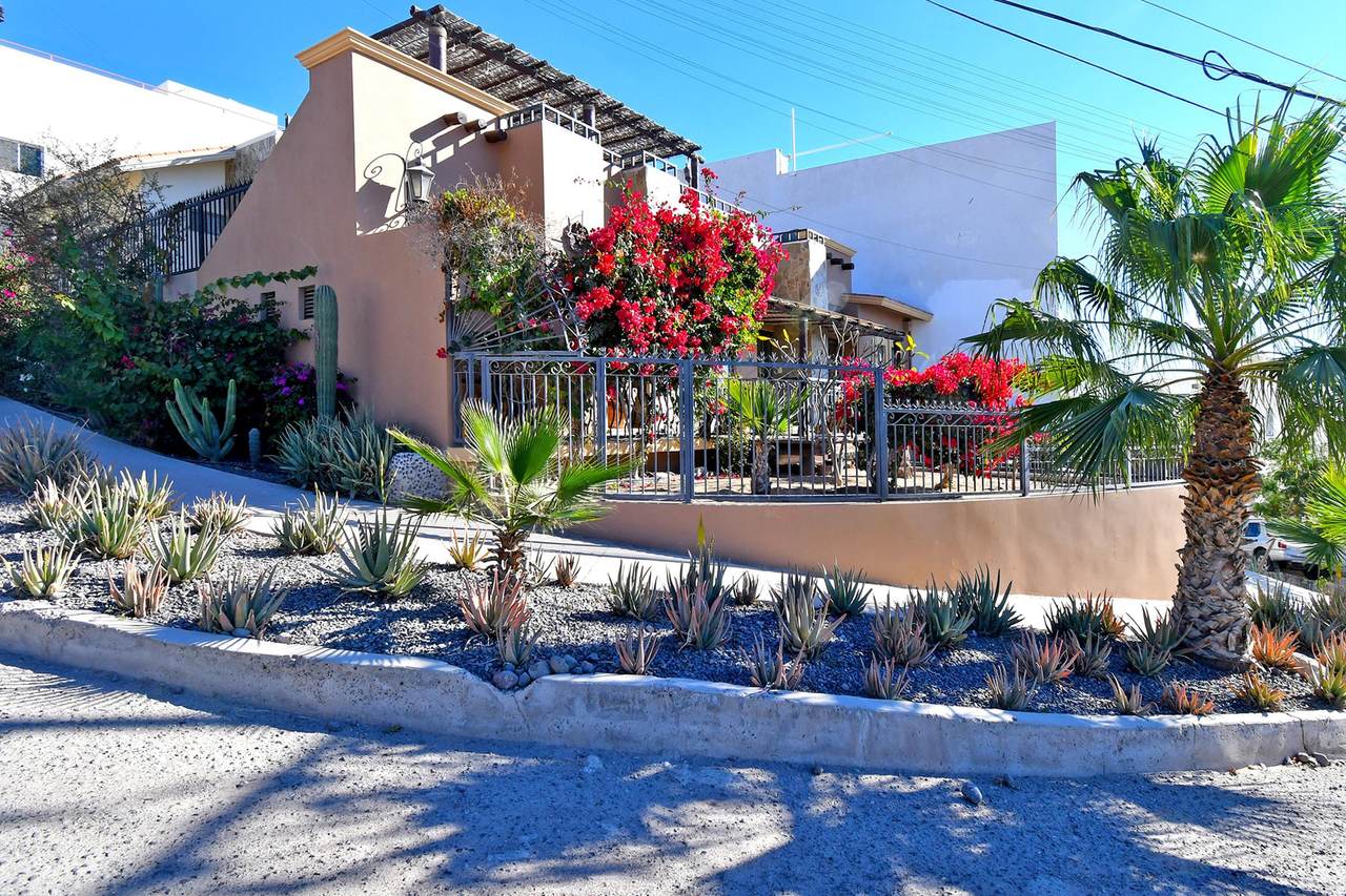 88 Calle Ignacio Altamirano - Photo 1