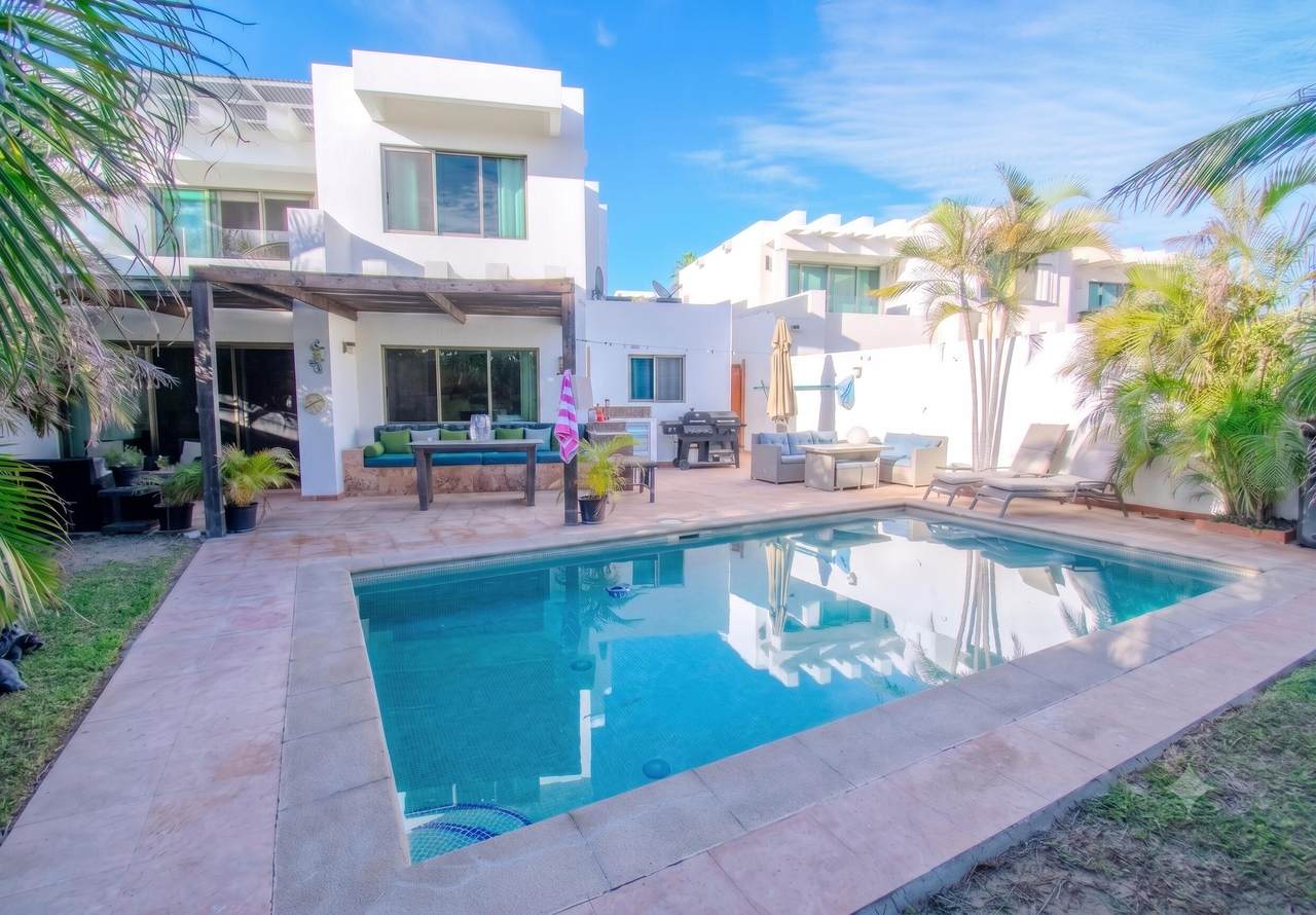  Las Flores, Casa Mexicana 1 - Photo 1