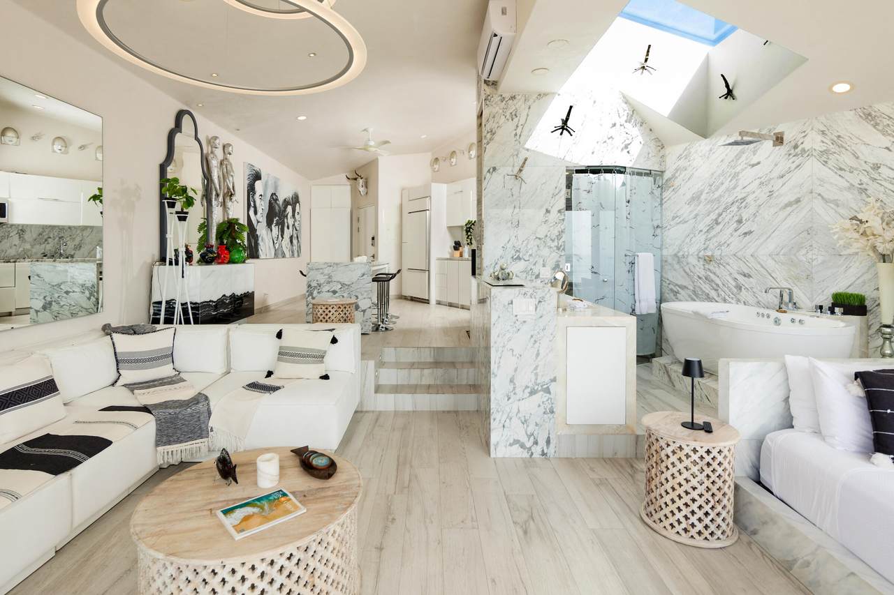  Avenue Solmar - Photo 1