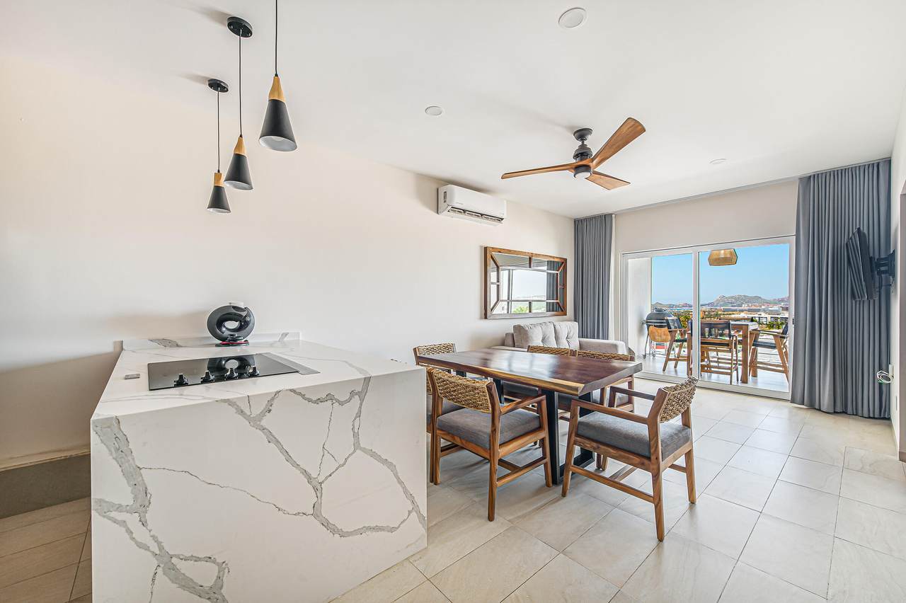 Condo - Photo 1