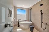  3 Bed, 3.5 Ba Fully Furnished - Photo 28