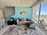 Penthouse Pelican - Photo 11
