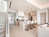  Bungalow - Photo 2