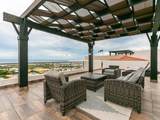  Penthouse - Photo 1