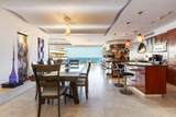 One P. De La Marina - Photo 12