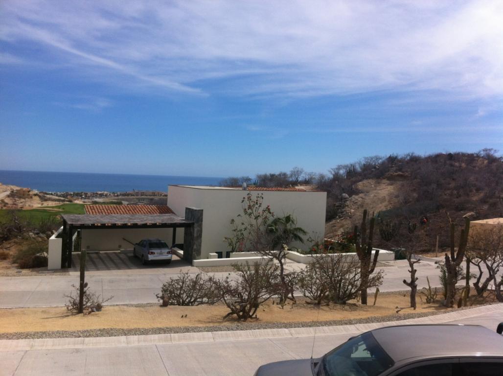 61 La Canada - Photo 1