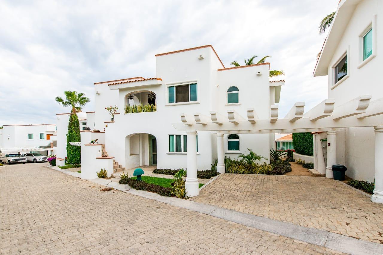 Villas Neptuno - Photo 1