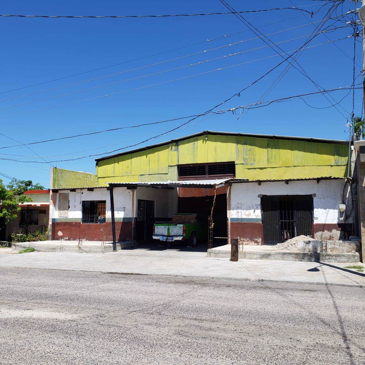 Juarez - Photo 1