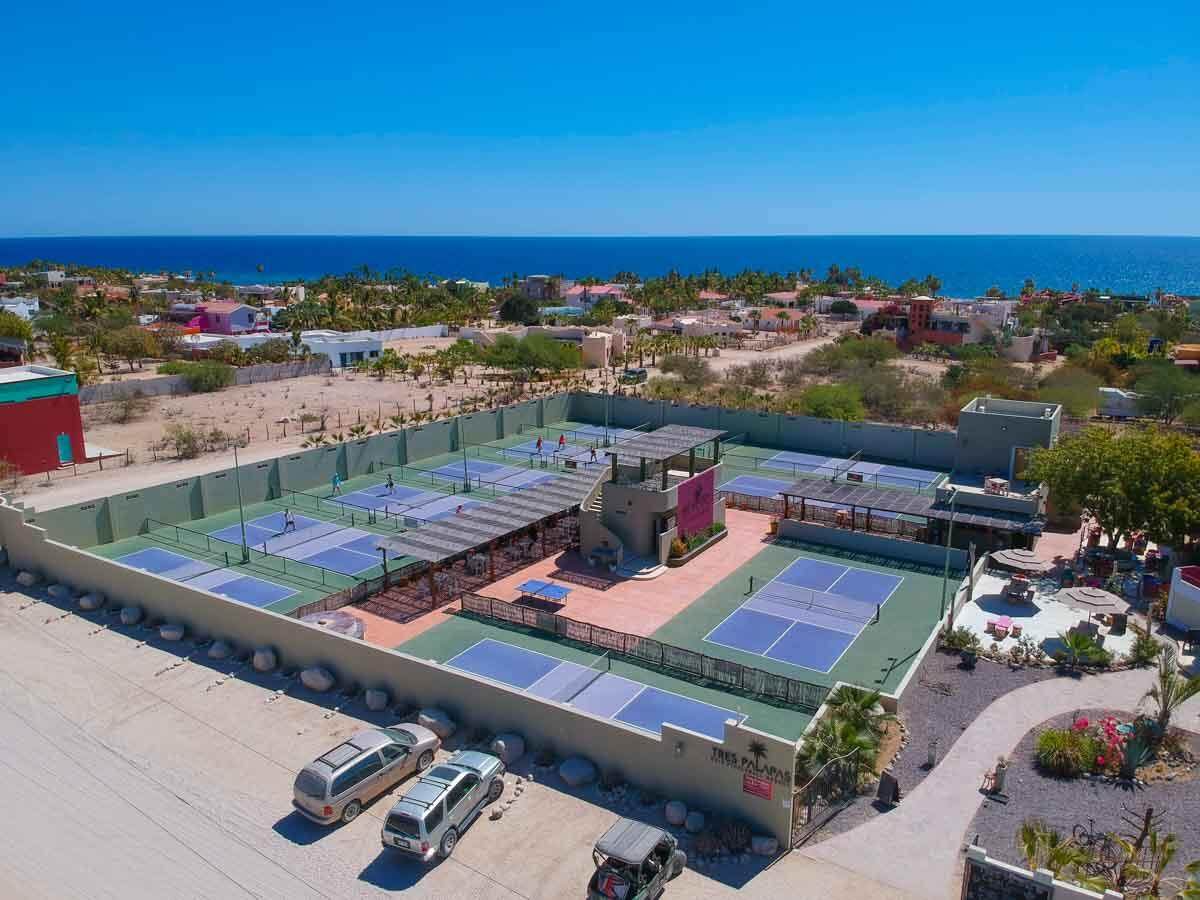 Tres Palapas Pickleball Courts - Photo 1