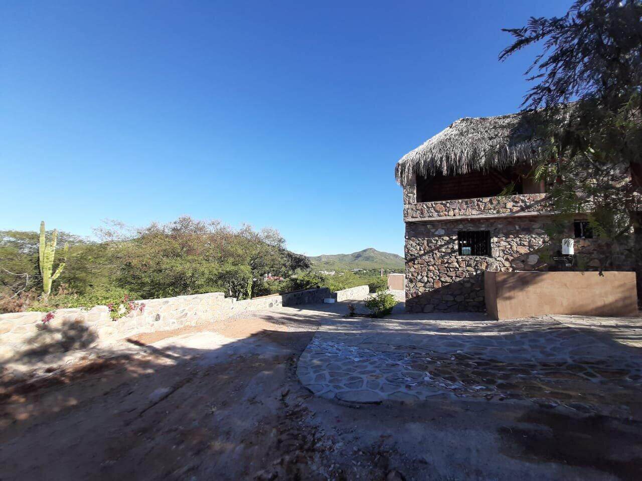 El Triunfo - Photo 1