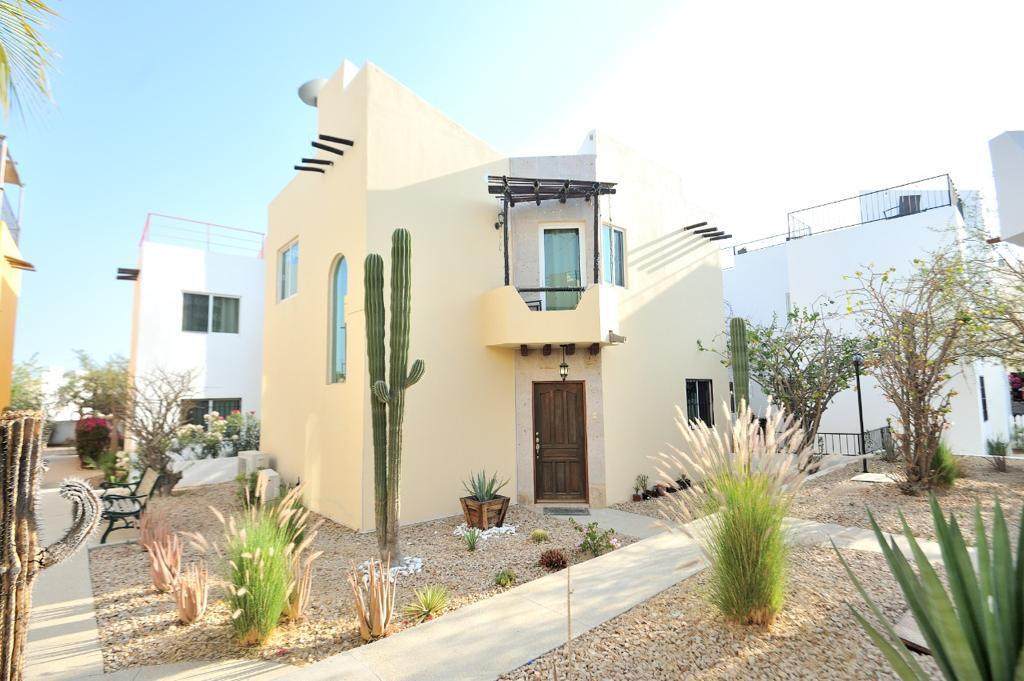 Casa 8 Mza 2 Cluster 2 - Photo 1