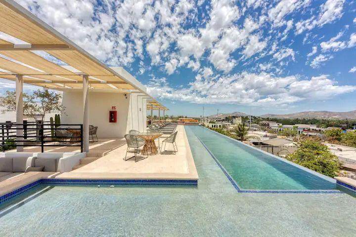  Address Not Published - Photo 1