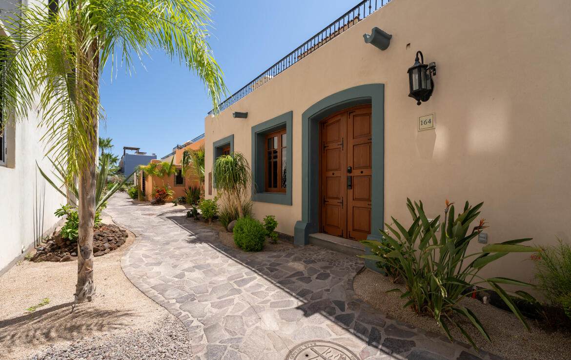  Address Not Published - Photo 1