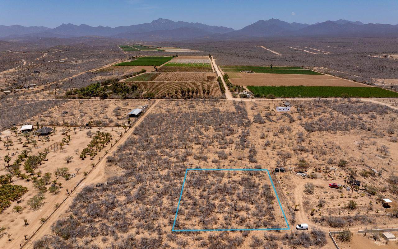  Address Not Published - Photo 1