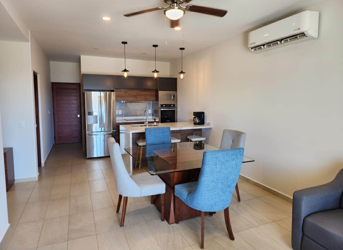  Penthouse San Miguel - Photo 1