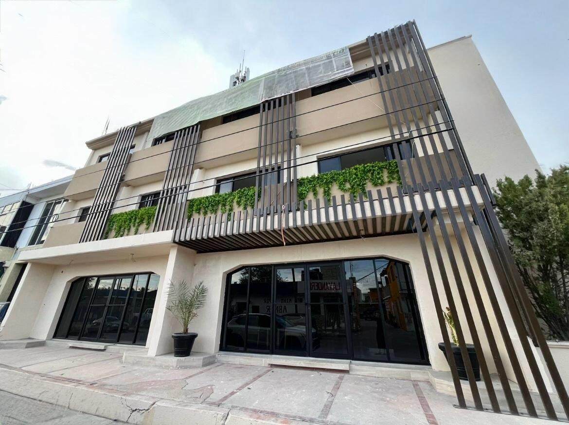  Calle Revolucion 1910 - Photo 1