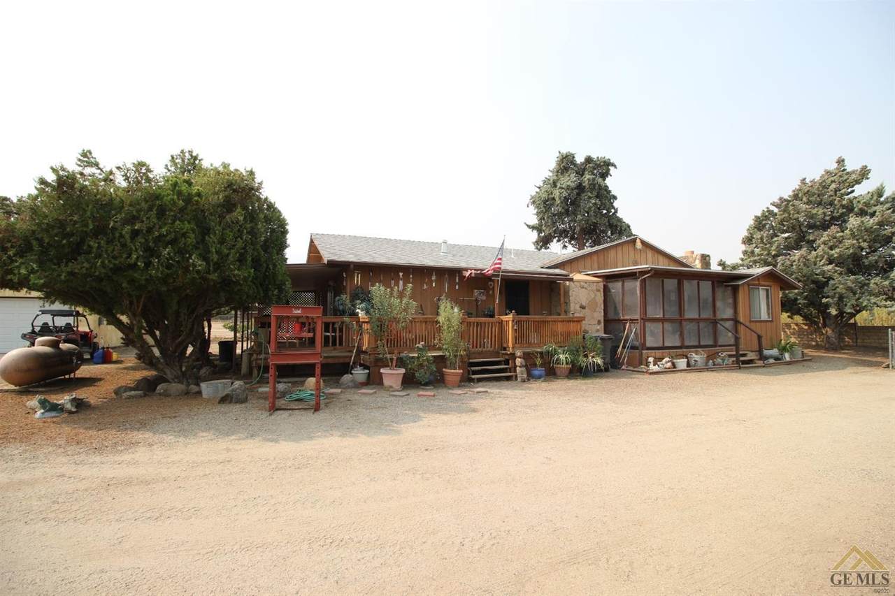 4644 Larsen Road - Photo 1
