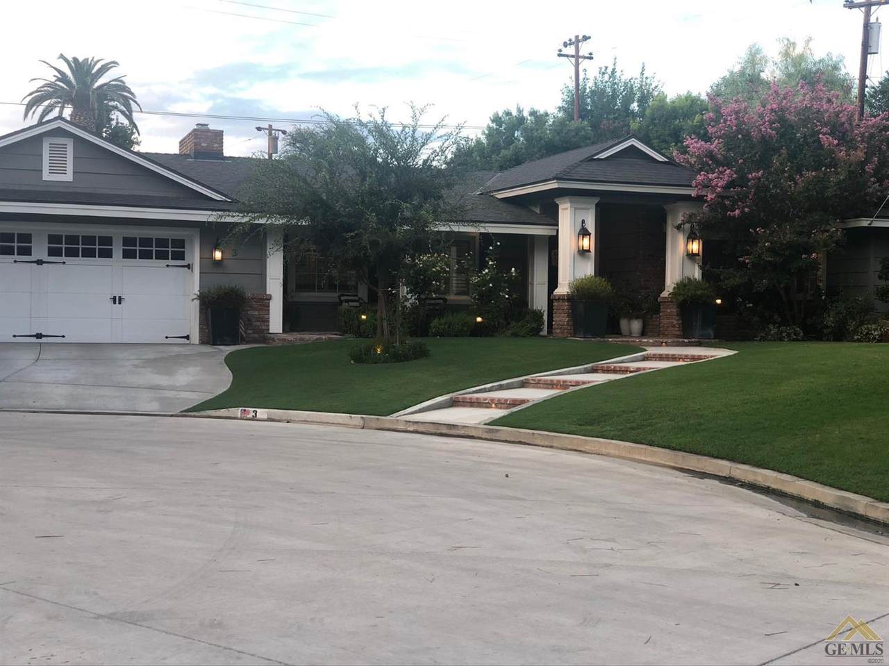 3 Greenfair Court - Photo 1