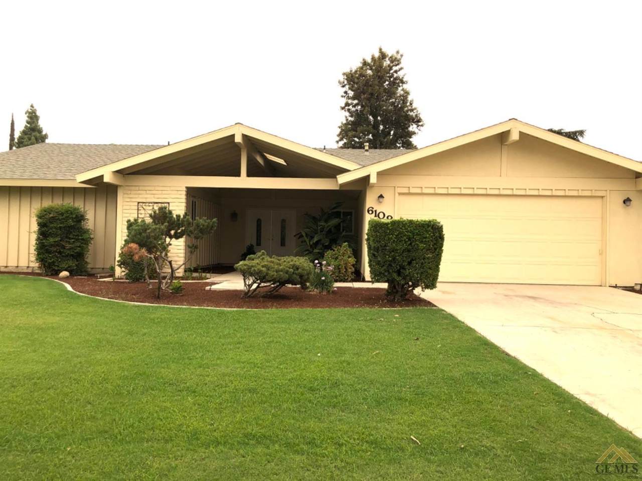 6109 Cochran Drive - Photo 1