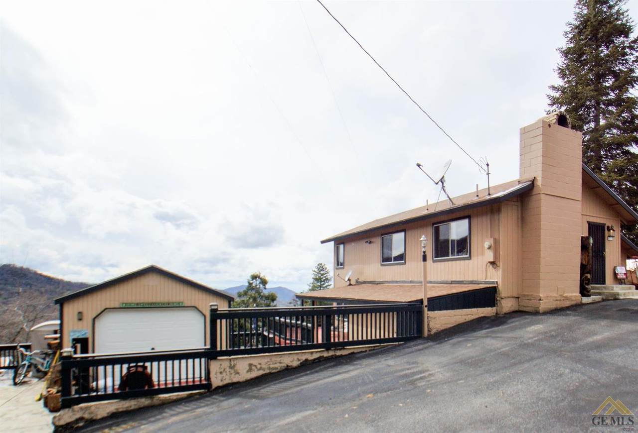 45766 Carlin Drive - Photo 1
