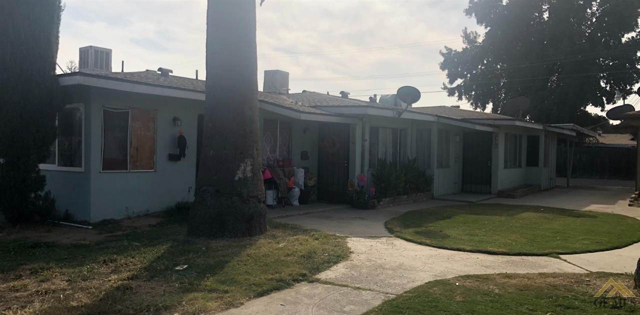 327 Village Avenue - Photo 1